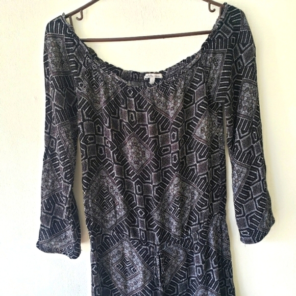 Charlotte RUSSE BLACK AND GREY ROMPER JUMPSUIT SIZE SMALL - Picture 2 of 15